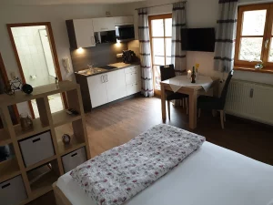 Ferienwohnung-Fraueninsel-1